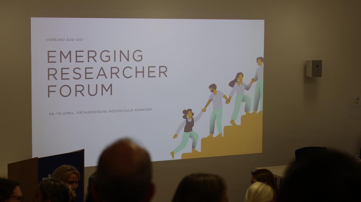 Präsentationsfolie des Emerging Researcher Forum