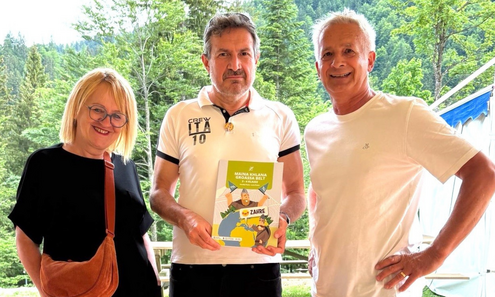 Magdalena Angerer-Pitschko, Franko Finco und Reinhard Kogler präsentieren das Schulbuch